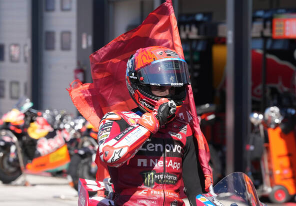Marc Marquez fait coup double