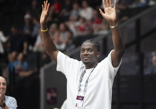 Clint Capela honoré pour son rôle « d'ambassadeur de la Suisse »