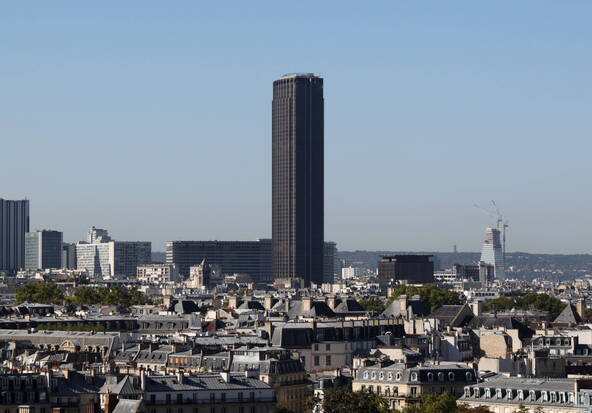 Le vaste projet de rénovation de la tour Montparnasse tombe à l'eau