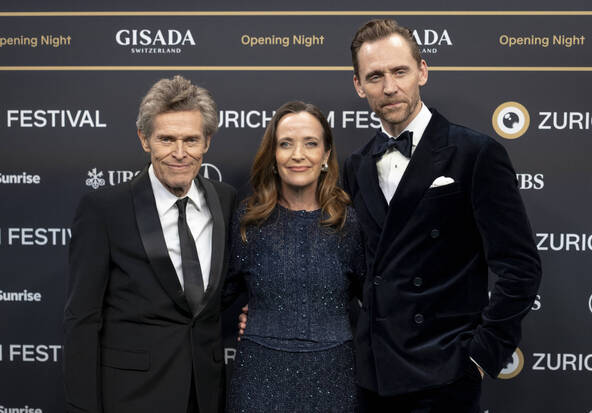 Tom Hiddleston et Willem Dafoe sur le tapis vert du ZFF