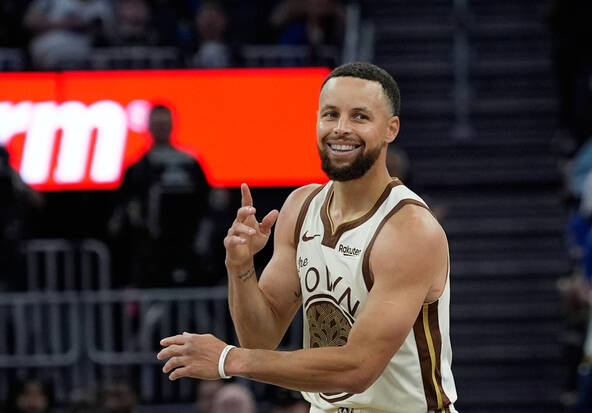 Stephen Curry prolonge avec les Warriors
