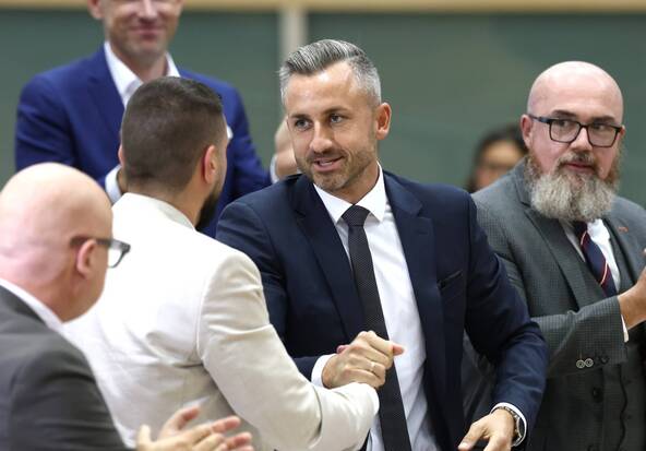 Allemagne: l'AfD accède à la présidence d'un Parlement régional