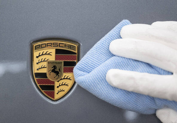 Porsche mise sur moins de voitures, mais plus chères