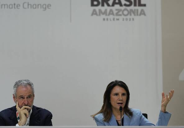 La directrice de la COP30 accuse les USA de freiner d'autres pays