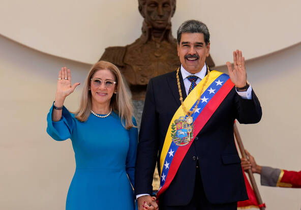 La justice américaine poursuit Maduro et son épouse pour torture