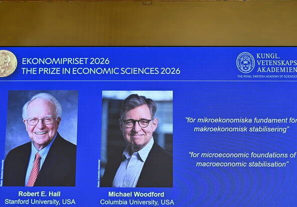 Le Nobel d'économie aux Américains Michael Woodford et Robert Hall