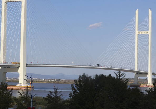 Un nouveau pont relie la Corée du Nord et la Chine