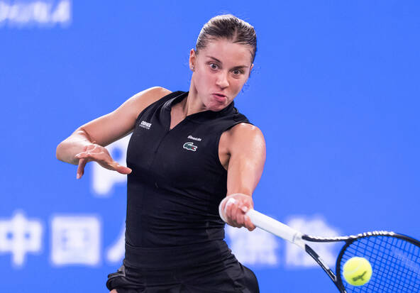 Maja Chwalinska s'offre un premier titre WTA