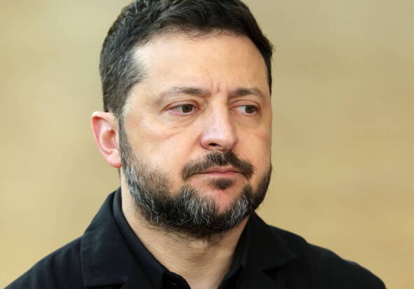 Ukraine: Zelensky tente d'apaiser les tensions avec Washington