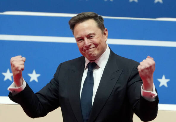 Musk accuse l'Ukraine de violer les conditions de Starlink