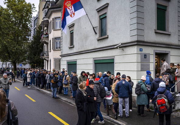 Serbie: forte mobilisation aux législatives « référendum anti-Vucic »