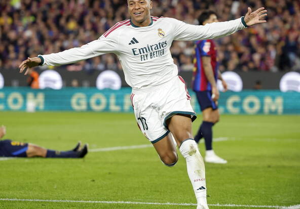 Espagne: le Clasico pour le Real Madrid grâce à Mbappé