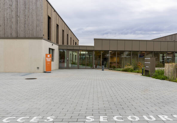 Nouveau centre d'hébergement pour familles et jeunes RMNA à Genève
