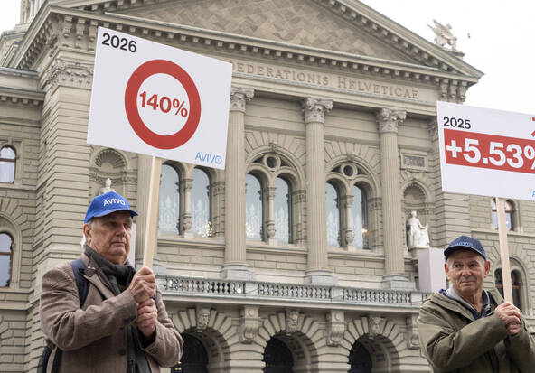 A Berne, l'AVIVO réclame un moratoire sur les primes maladie