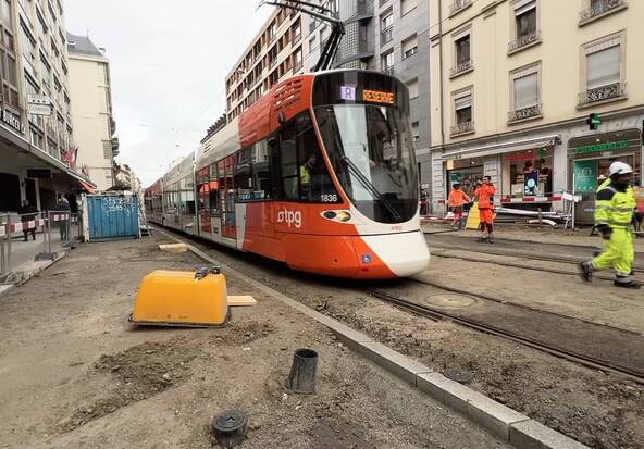 Retour des trams à la rue de Carouge demain