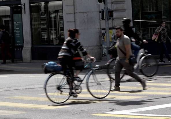 Une plaque pour identifier vélos et trottinettes?