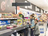 L'inflation pèse sur le moral des consommateurs suisses (Seco)