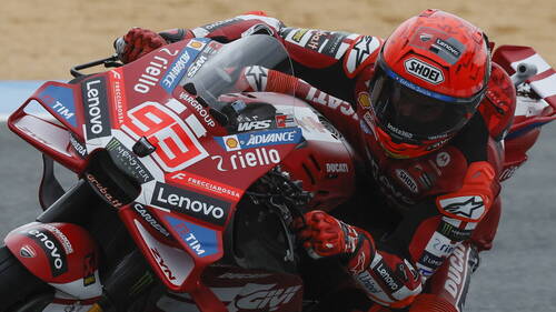 Marc Marquez remporte sous la pluie le sprint à Jerez