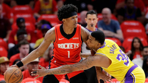 Houston reste en vie face aux Lakers