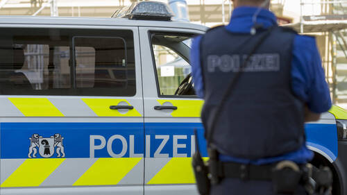 Plus de trois ans de prison pour un policier bâlois tabasseur