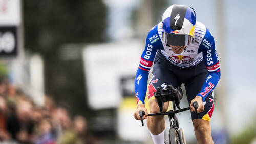 Primoz Roglic au départ de la Vuelta malgré son récent accident