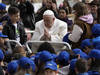 Hospitalisé, le pape fait une visite surprise à des enfants malades