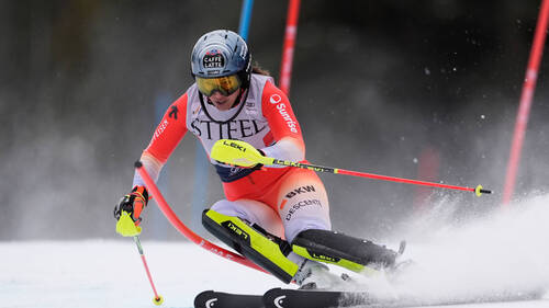 Shiffrin intouchable en slalom, Holdener au pied du podium