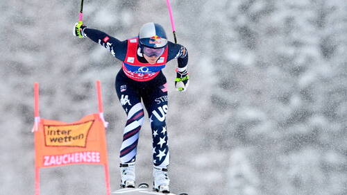 Vonn gagne la descente, Janine Schmitt 5e