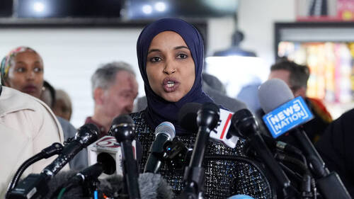 US: Perquisition au domicile de l'élue Ilhan Omar, cible de Trump