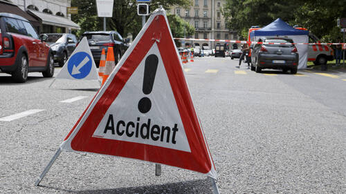 Un scootériste de 20 ans grièvement blessé à l'avenue de l'Ain
