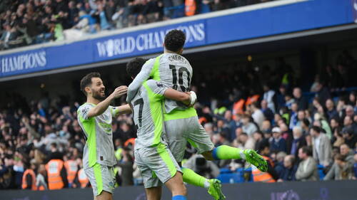 Manchester City mate Chelsea et peut croire au titre