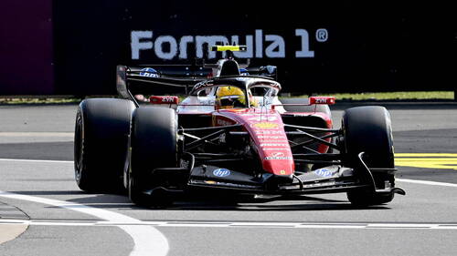 Lewis Hamilton en pôle pour le sprint devant son public