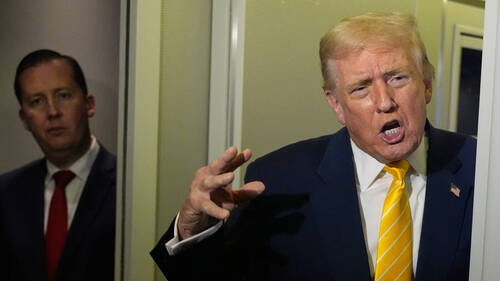 USA: la journaliste traitée de "truie" par Trump l'a "cherché"