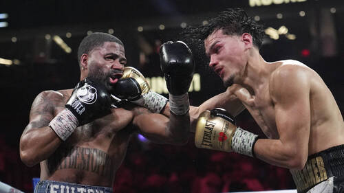 Brandon Figueroa perd son titre... à la pesée
