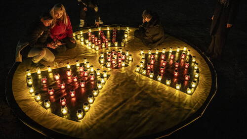 Ukraine: Zelensky accuse la Russie de "terrorisme nucléaire"