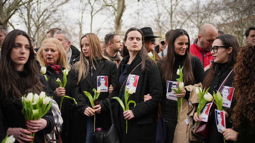 Début de la marche pour Quentin Deranque sous haute sécurité à Lyon