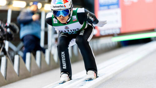 Saut à Engelberg: un 20e rang pour le vétéran Simon Ammann