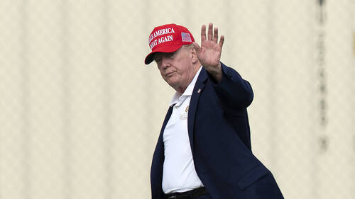 Trump dit se réjouir du pacte de défense Ankara, Islamabad et Ryad