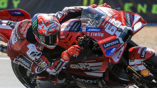 Francesco Bagnaia remporte le sprint à Brno