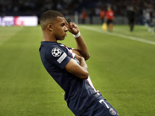 Ligue des champions: le PSG bat la Juventus grâce à Mbappé