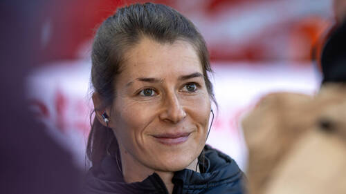 Marie-Louise Eta, première femme à entraîner en Bundesliga