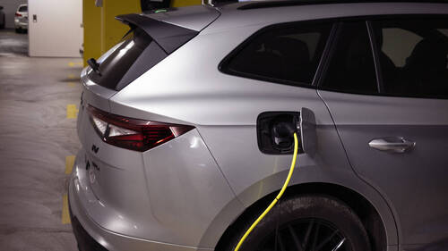 Automobile: l'électrique toujours plus avantageux que le thermique