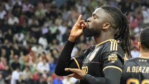 Sion battu 4-2 par l'Ajax en barrage aller