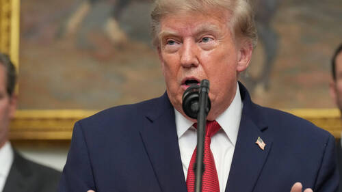 Trump menace de "terribles" répercussions "tout pays" aidant l'Iran