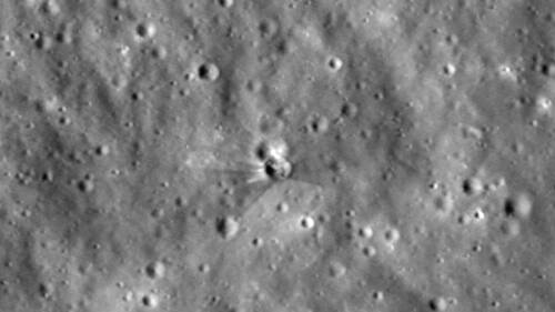 Clichés du cratère formé par une fusée SpaceX sur la Lune publiés