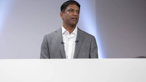 Novartis: le patron a perçu près de 25 millions de francs en 2025