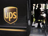 UPS abaisse ses prévisions pour 2023 après un accord syndical