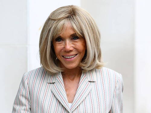 Infox sur Brigitte Macron: deux femmes condamnées pour diffamation