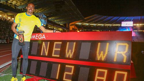 12''75:  Ja'Kobe Tharp bat le record du monde du 110 m haies