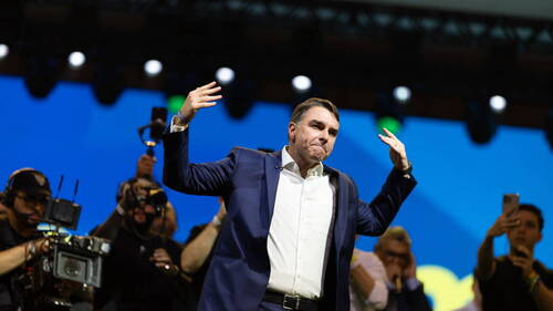 Brésil: Flavio Bolsonaro investi candidat pour la présidentielle